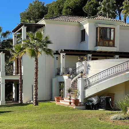 Rancho Paraiso Villa Estepona