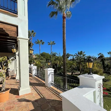 Villa Rancho Paraiso Estepona