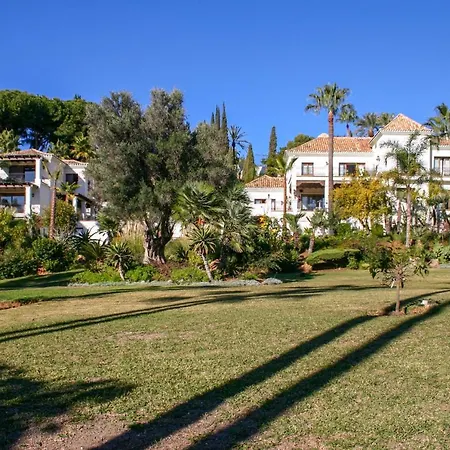 Rancho Paraiso Villa Estepona