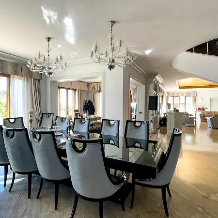 Villa Rancho Paraiso Estepona
