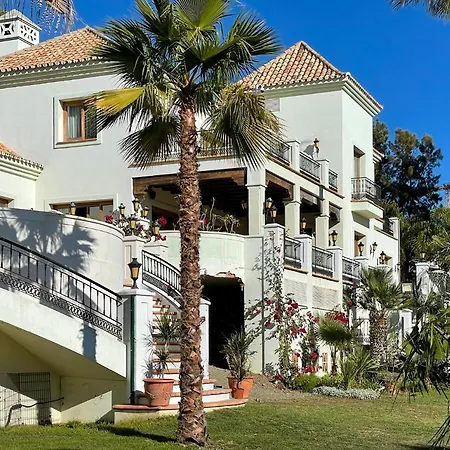 Villa Rancho Paraiso Estepona